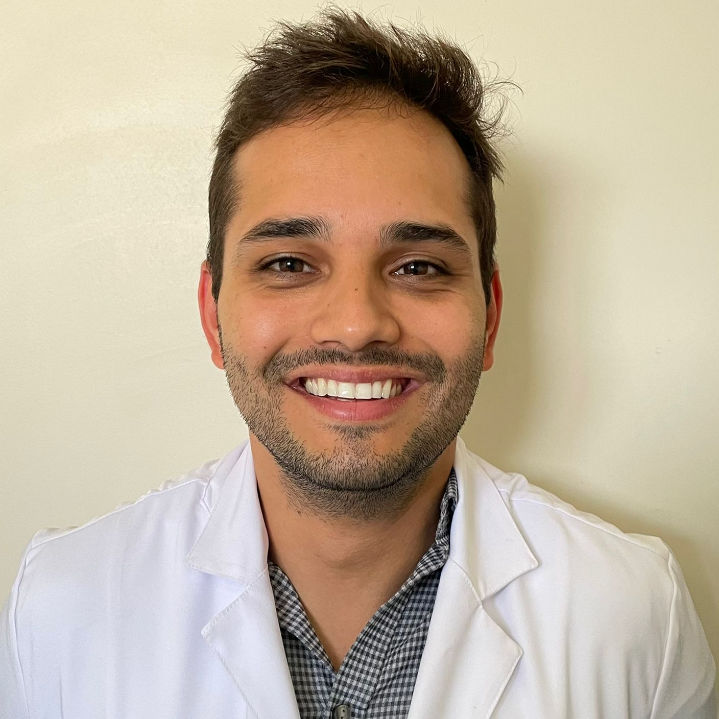 Dr. Farley Vinícius Alencar de Alcantara